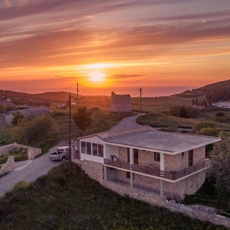 Villa Windmill Near Shipwreck Beach Волиме Экстерьер фото