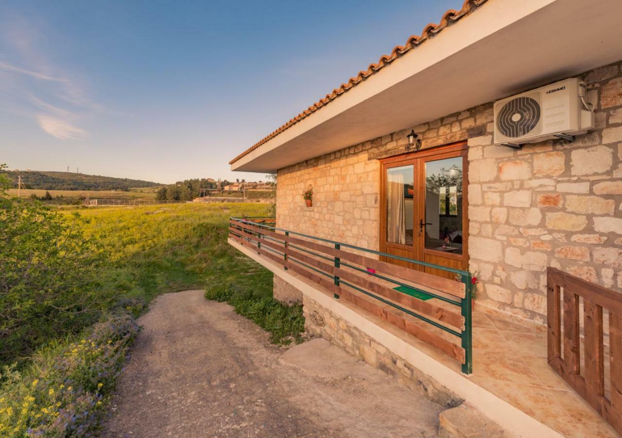 Villa Windmill Near Shipwreck Beach Волиме Экстерьер фото